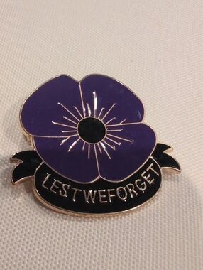 Remembrance Poppy Enamel Pin - Purple "Lest We Forget"